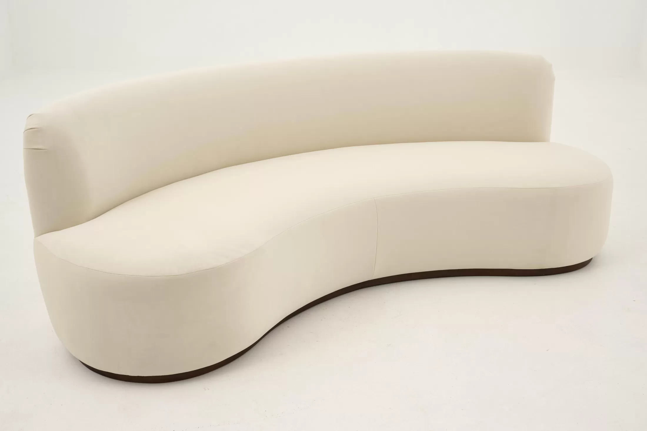 Flamant Banken | Rihanna, Bank, Beige