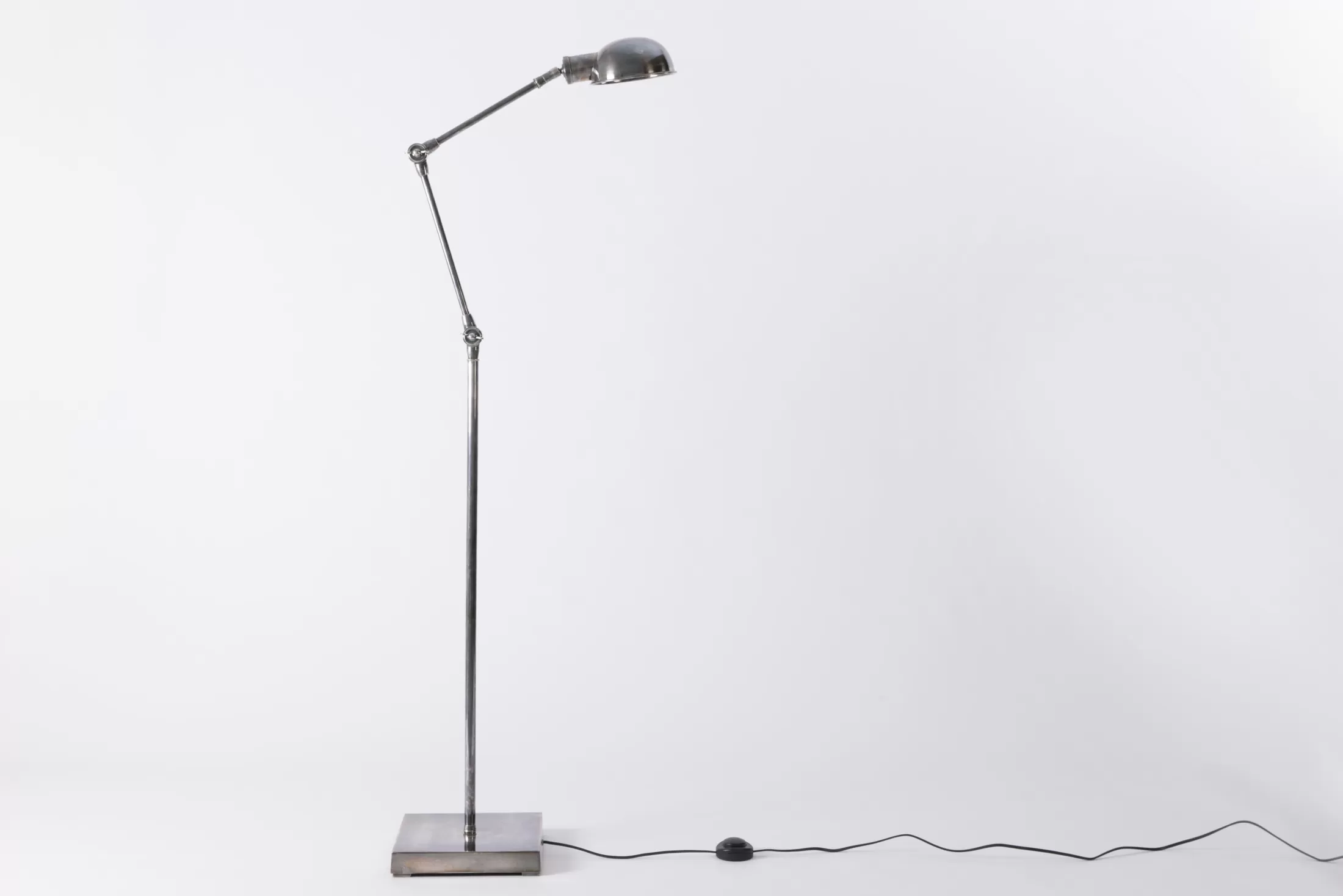 Flamant Verlichting | Twist, Staande Lamp, Antiek Zilver, Verstelbaar
